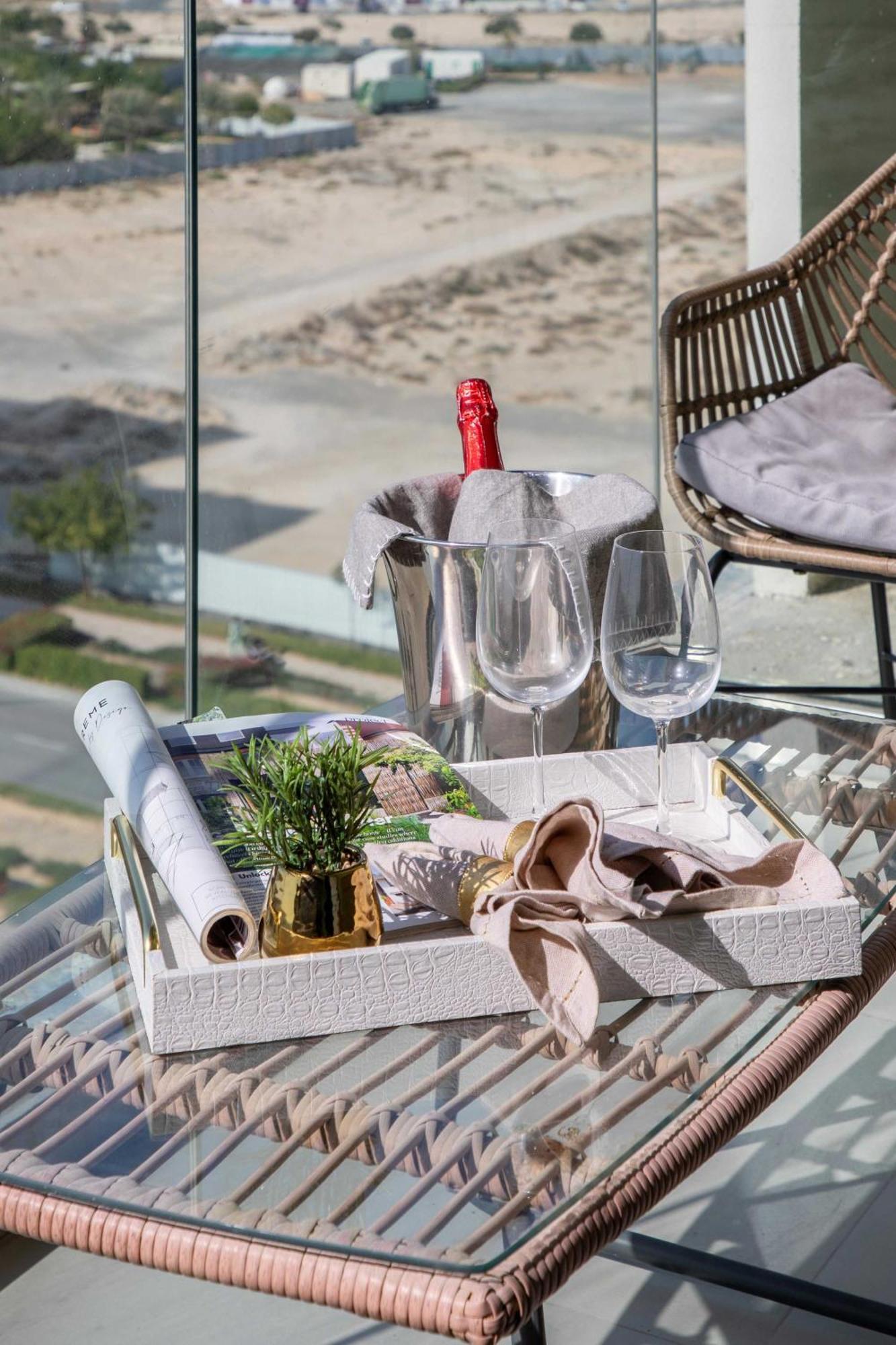 Frank Porter - The Pulse Residences Dubaï Extérieur photo